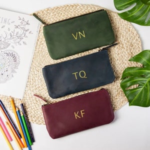 Gepersonaliseerde leren etui, leren etui, handgemaakte etui, etui met rits, etui met monogram, etui met monogram, pennenzakje