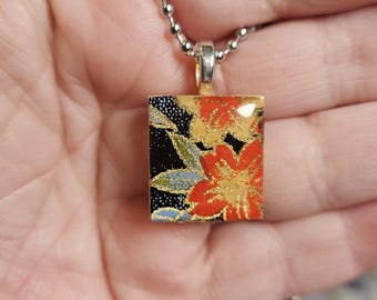 Papel japonés Washi / Colgante de ficha de Scrabble / Chiyogami / Collar / Regalo / Reciclaje creativo / Reutilización