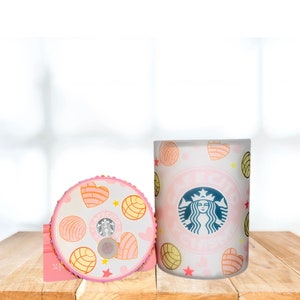 Kubek Cafecito y Chisme 17oz z niestandardową pokrywką w kształcie diamentu
