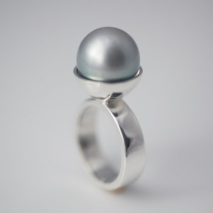 South Sea Pearl Ring Big Natural Gray Saltwater Pearl ring image 2