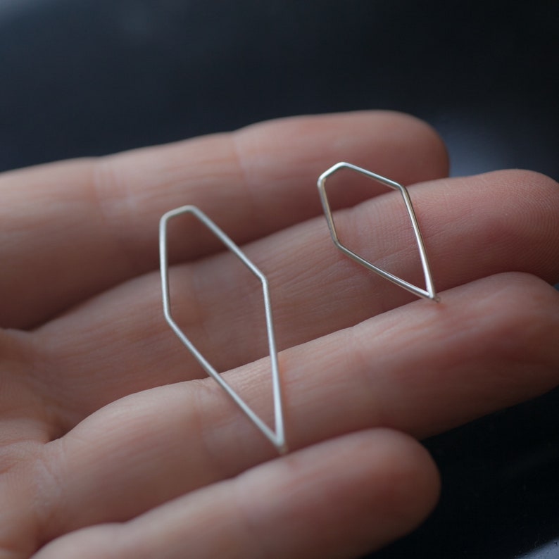 Geometric Minimalist Looped Pentagon Simple Open Hoop Earrings in Sterling Silver Threader Kite Earrings image 7