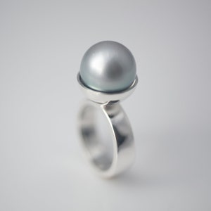 South Sea Pearl Ring Big Natural Gray Saltwater Pearl ring image 9