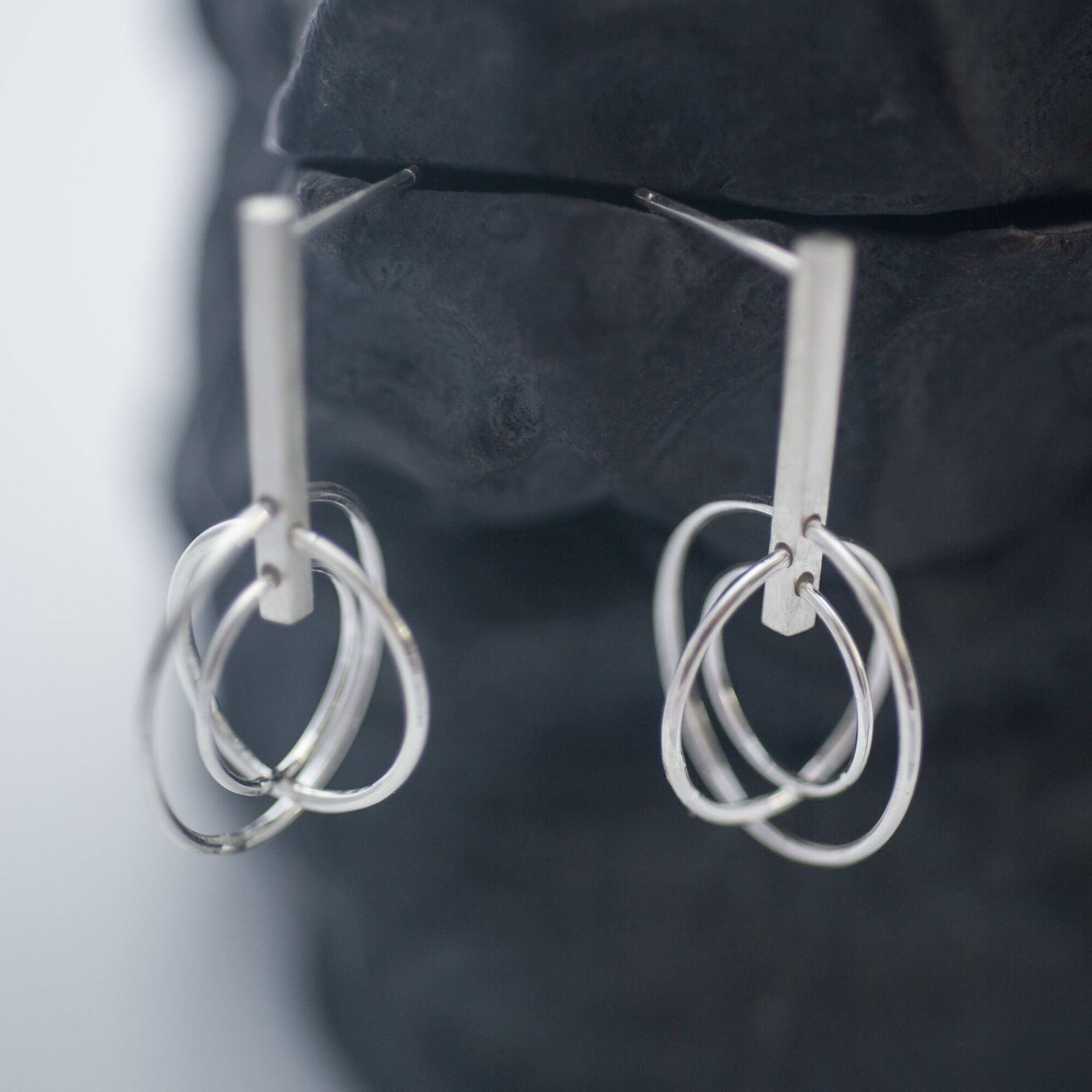 【HYERES LOR】Noailles Silver circle Bar earring 15cm Short_Minimalist_Circle_Earrin