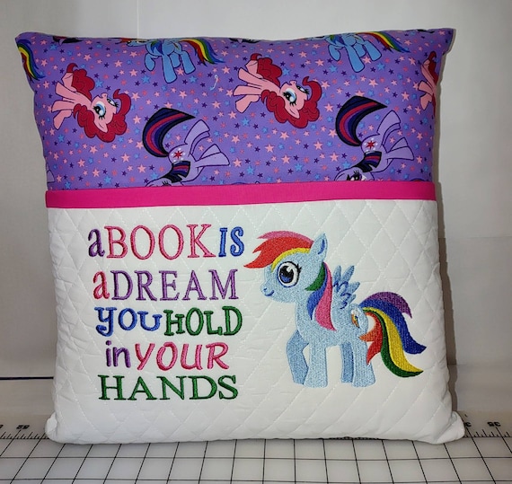 reading pocket pillow