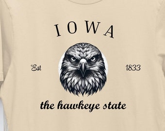Iowa el estado de Hawkeye, IA Hawkeyes, IA State Animal, Historia del estado de Iowa, Camiseta con eslogan del estado de Iowa