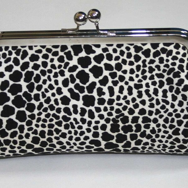 Clutch Purse in Black animal print Leopard