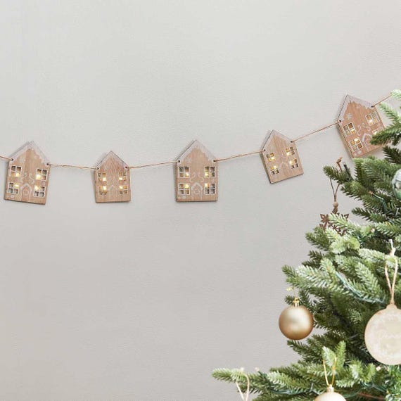 Wooden Merry Christmas Tree Shaped Bunting Wooden Merry Christmas Tree Shaped Bunting