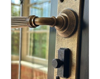 Keyhole Cover – Keyhole Draft / Draught Excluder for Traditional Keyholes – Black