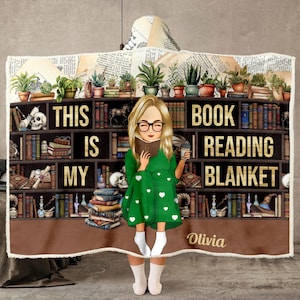Personalized Book Lover Hooded Blanket: Ultra-Soft Fleece Reading Blanket