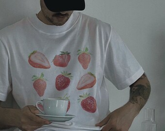 USA Fruit graphic shirt, strawberry graphic shirts for women, strawberry t-shirt, aesthetic t-shirt, vintage fruit shirt Y2K clothing unisex