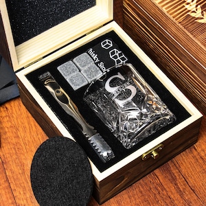 Customized Whiskey Glass Set with Wooden Box, Whiskey Stone Set, Groomsmen Gift, Best Man Gift, Boyfriend Gift, Whiskey Gifts for Him Dad