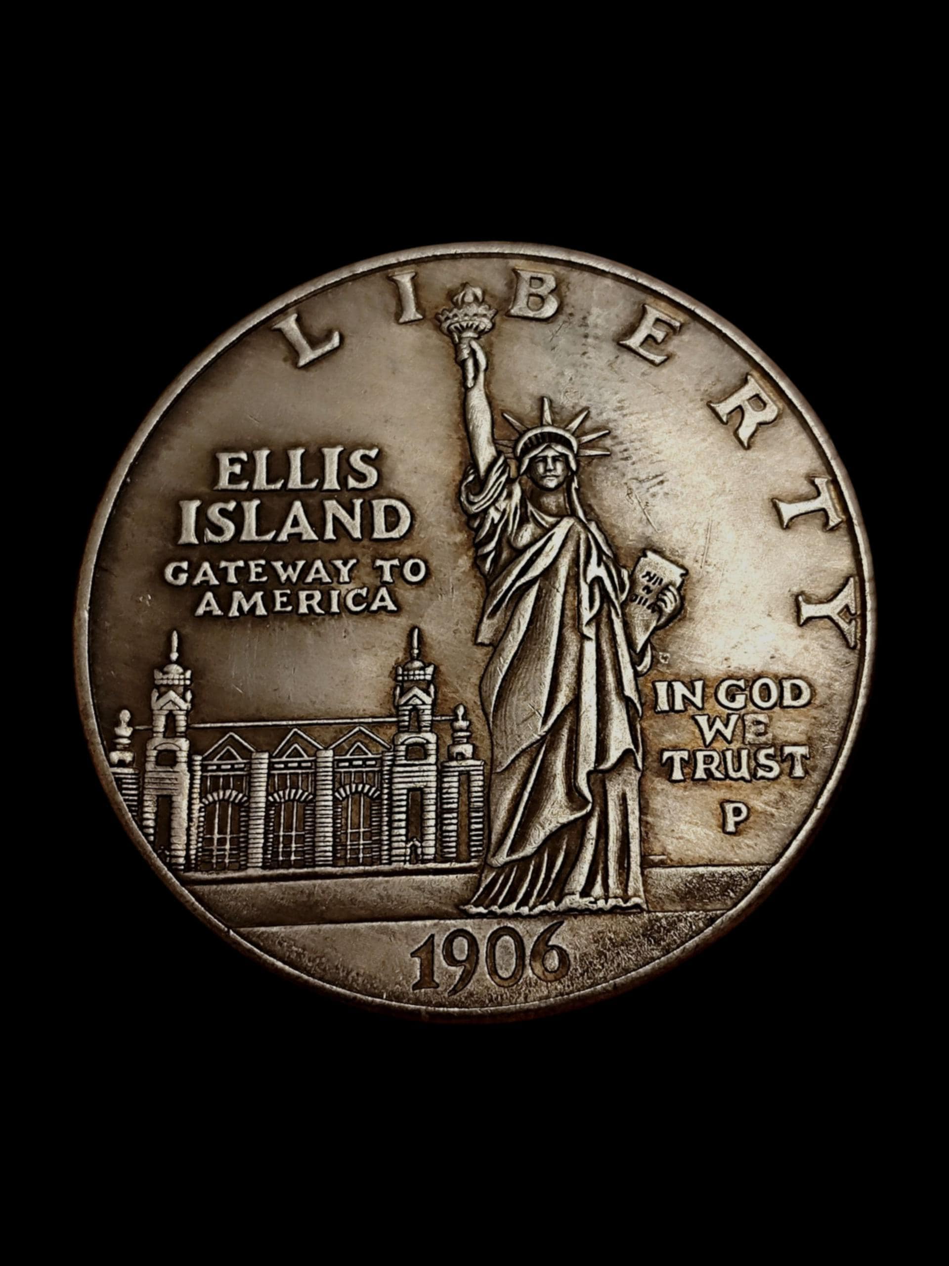 大型 金貨 アメリカ合衆国 1906年 リバティトーチの像 神聖な炎 ONE DOLLAR 37.97mm 23.6g  大型 金貨 アメリカ合衆国 1906年 リバティトーチの像 神聖な炎 ONE