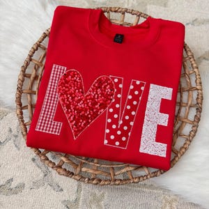 Love Applique Sequin Sweatshirt, Love Sweatshirt, Embroidered Valentine Shirt, Valentine's Day Sweatshirt, VDay Gift, Valentine Crewneck