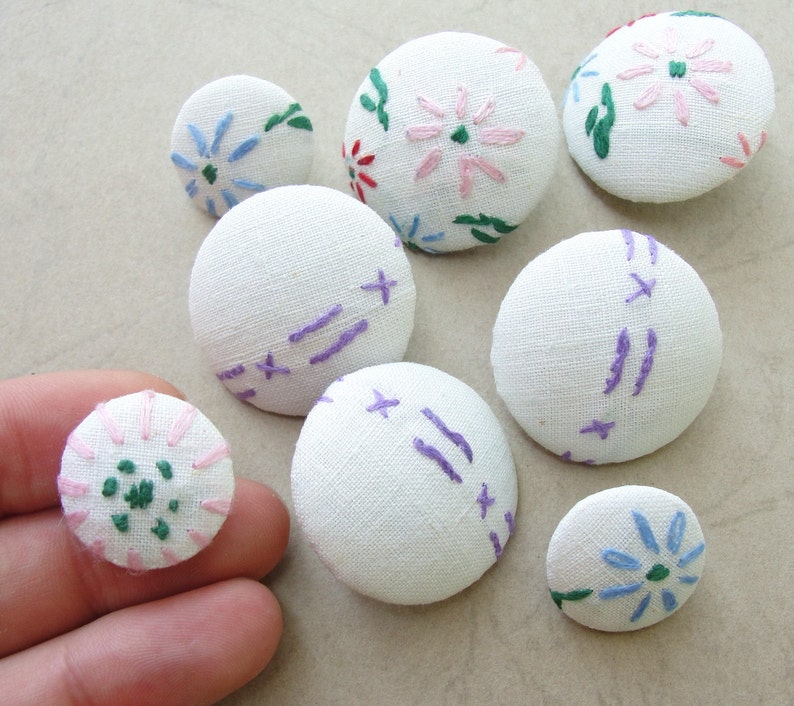 Fabric Covered Buttons Embroidered Cotton 8pc image 3