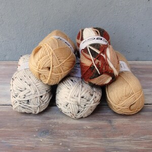 5 gomitoli di lana / filato misto acrilico, filato di peso DK, filato di tweed super ingombrante, filato artistico, progetti di maglieria Beige, marrone, crema