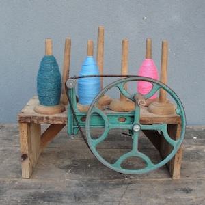 Vintage Wool Winder, Wooden Spools, Yarn winder Hand-operated Ball winder handcrafted Skein winder for Knitting Crocheting Weaving, 1950s