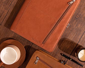A4 personalisiertes Pu-Leder Portfolio, 13 "iPad Pro 2024 Hülle, graviertes Padfolio für Männer, A4 Notizblock Folio, kundenspezifische Bürotasche, Geschenke für Sie