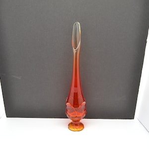 Vintage Viking Swung Glass Vase Persimmon Amberina Bud Vase Cabbage Leaf Mid Century Modern image 5