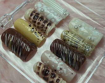 Brown Seashell Pearl 3D Gold Beach Summer Press on Nails | Custom, Reusable and Handpainted Press on Gel Nails