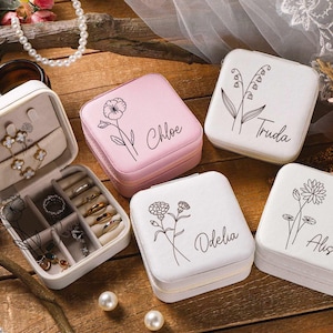 Portagioie con fiori di nascita personalizzati, regalo per damigella d'onore, regalo di nozze, regalo di festa, portagioie inciso, piccolo organizer per orecchini quadrati