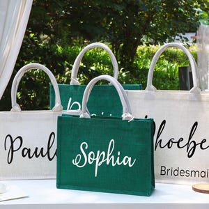 Custom Bridesmaid Gift Bag, Burlap Gift Bag with name, Bridesmaid Proposal, Bachelorette Party, Bridal Shower, Beach Tote Bag, Thank You Bag