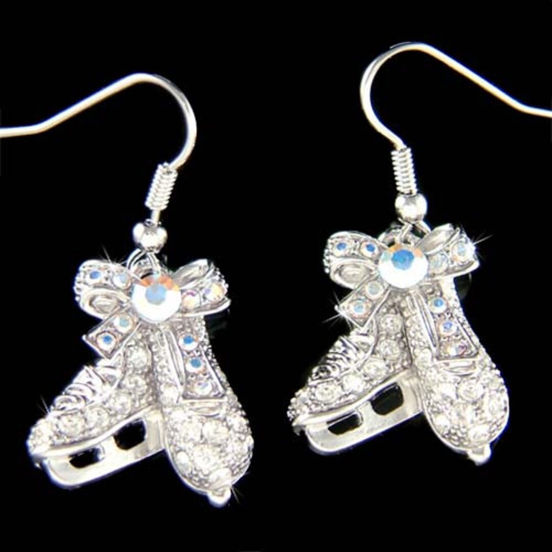 TEAMER 3D Turquoise Crystal Ice Skate Necklace Figure