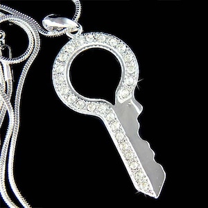Swarovski Crystal Wish Key to My Heart Necklace Realtor Homeowner Charm Real Estate Agent Pendant Keychain Jewelry Christmas Birthday Gifts
