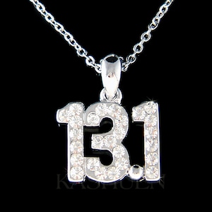 Swarovski Crystal Run 13.1 Halbmaraton Halskette Laufsport Cross Country Track .925 Sterling Silber Schmuck Weihnachtsgeschenk