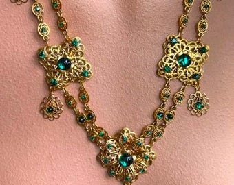 Statement Necklace CELTIC KNOT