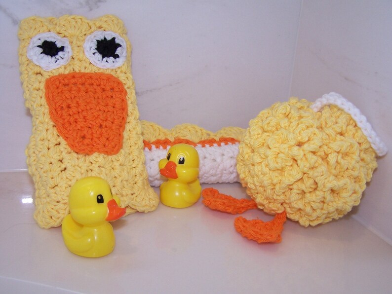 Crochet PATTERN for Everything is Ducky Bath Set in PDF Format Number 106 image 2