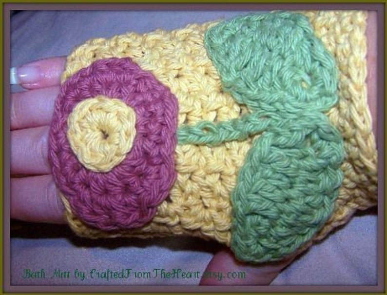 Crochet PATTERN for Floral Bath Mitt in PDF Format Number 105 image 4