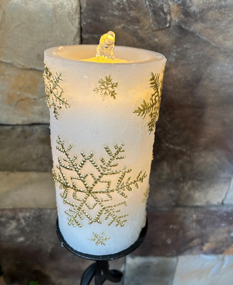 Fountain Candle White Gold Snowflake Embossed With Light Runs on Water
