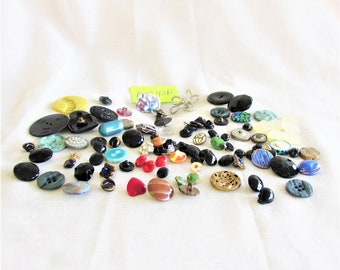 BnP 43B, Buttons, Round dome, rhinestone, fabric, plaid, 30 pieces, 4.5 ounces, decorative buttons, jewelry