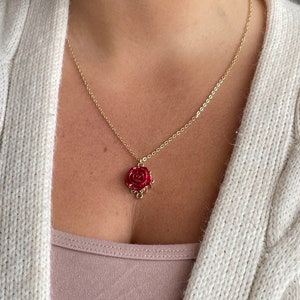 Red Rose Pendant Necklace