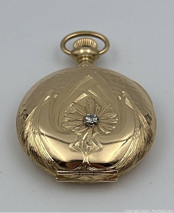 Antique Elgin 14K Gold Etched Pocket Watch with 06