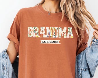 Comfort Colors Floral Grandma Shirt, Baby Announcement Grandma Shirt, Wild Flowers Grandma Tee, Cool Grandma T-Shirt, Mothers Day Tee