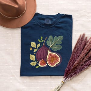 Shirt cottagecore vijgen, T-shirt botanisch fruit, T-shirt vijgenillustratie, esthetische kleding Gardencore, uniek cadeau voor natuurliefhebbers