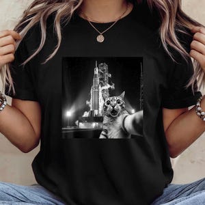 Artemis II 2026 Rocket Launch T-Shirt, Future Moon Mission Tee, Space Exploration Hoodie, Science Gift