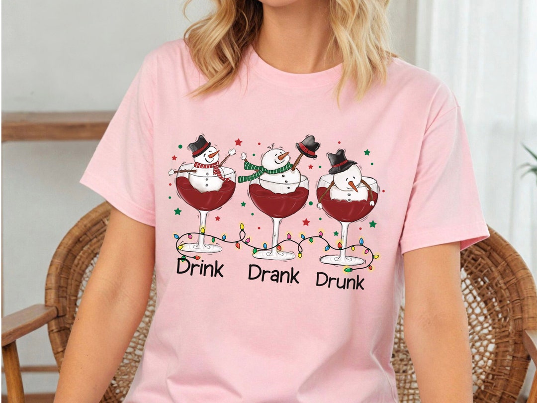 ALLTB Merry Christmas Women's T-Shirt - Holiday Wine Glass Graphic Tee, Short Sleeve Top (Green, Large)