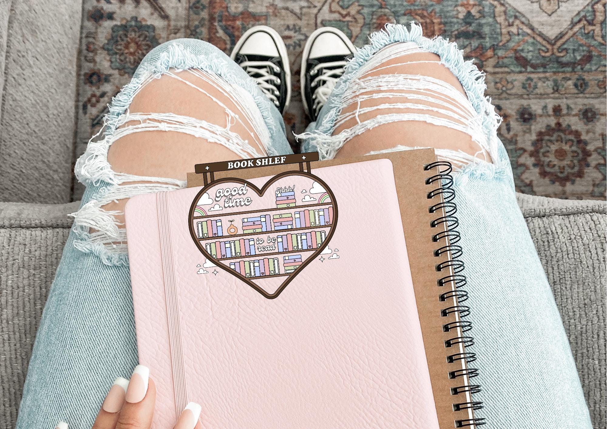 Heart Bookshelf Sticker for Kindles Svg Png / Book Lovers Png ...