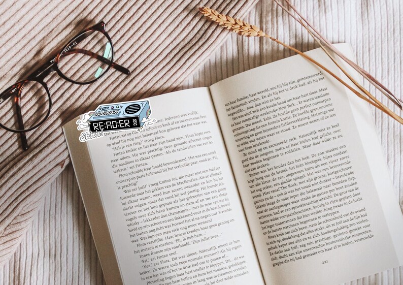 Bookish Reader Digital Clock: PNG SVG File - Etsy