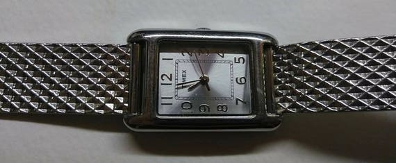 TIMEX WOMENS WRISTWATCH Vintage Stainless Steel G… - image 3