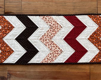 Primitive Fall Table Runner | Handmade Zig Zag Quilted Table Runner | Farmhouse Autumn Table Decor | Thanksgiving Centerpiece | 11.75 x 28.7