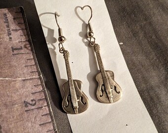 1 pair vintage guitar earrings. silver plated brass.