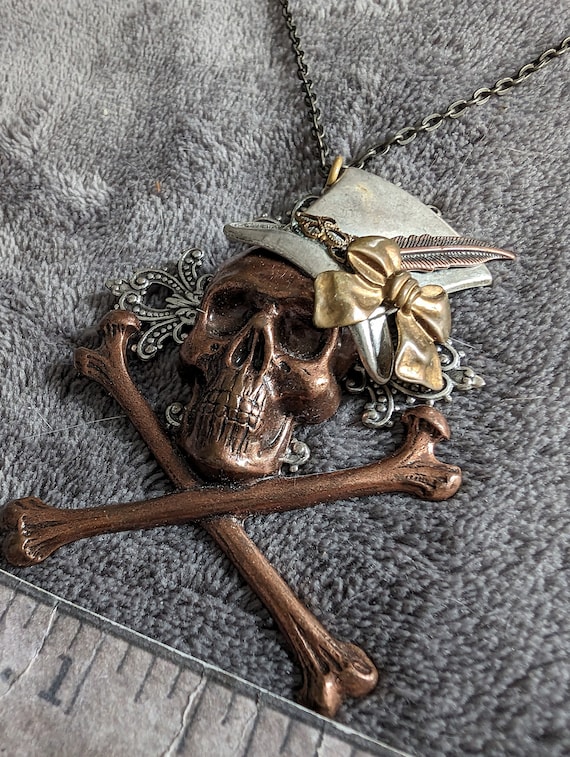 1 vintage large skeleton top hat necklace - image 3