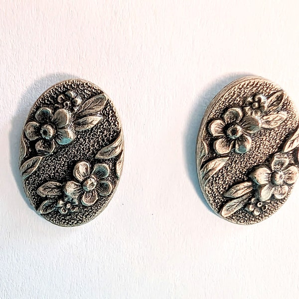 1 pair Vintage 80s stud earrings silver plated brass floral pattern design flower high texture ovals oval flowers art nouveau revival