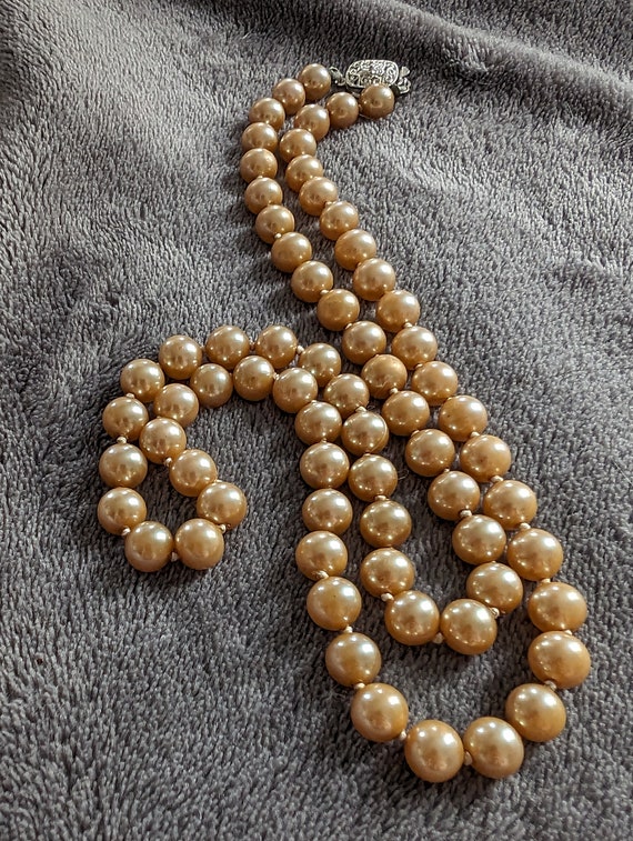 1 vintage 25inch 8mm pearl necklace faux glass pe… - image 1