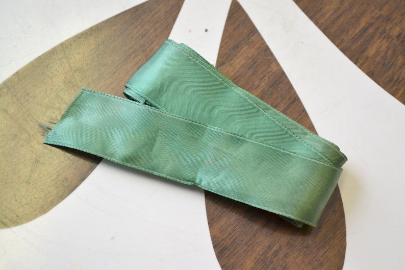 Vintage Kelly Green 1 Satin Ribbon