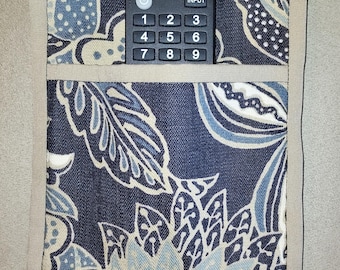 Bed Caddy - One Pocket Phone or Remote - Tropical Print