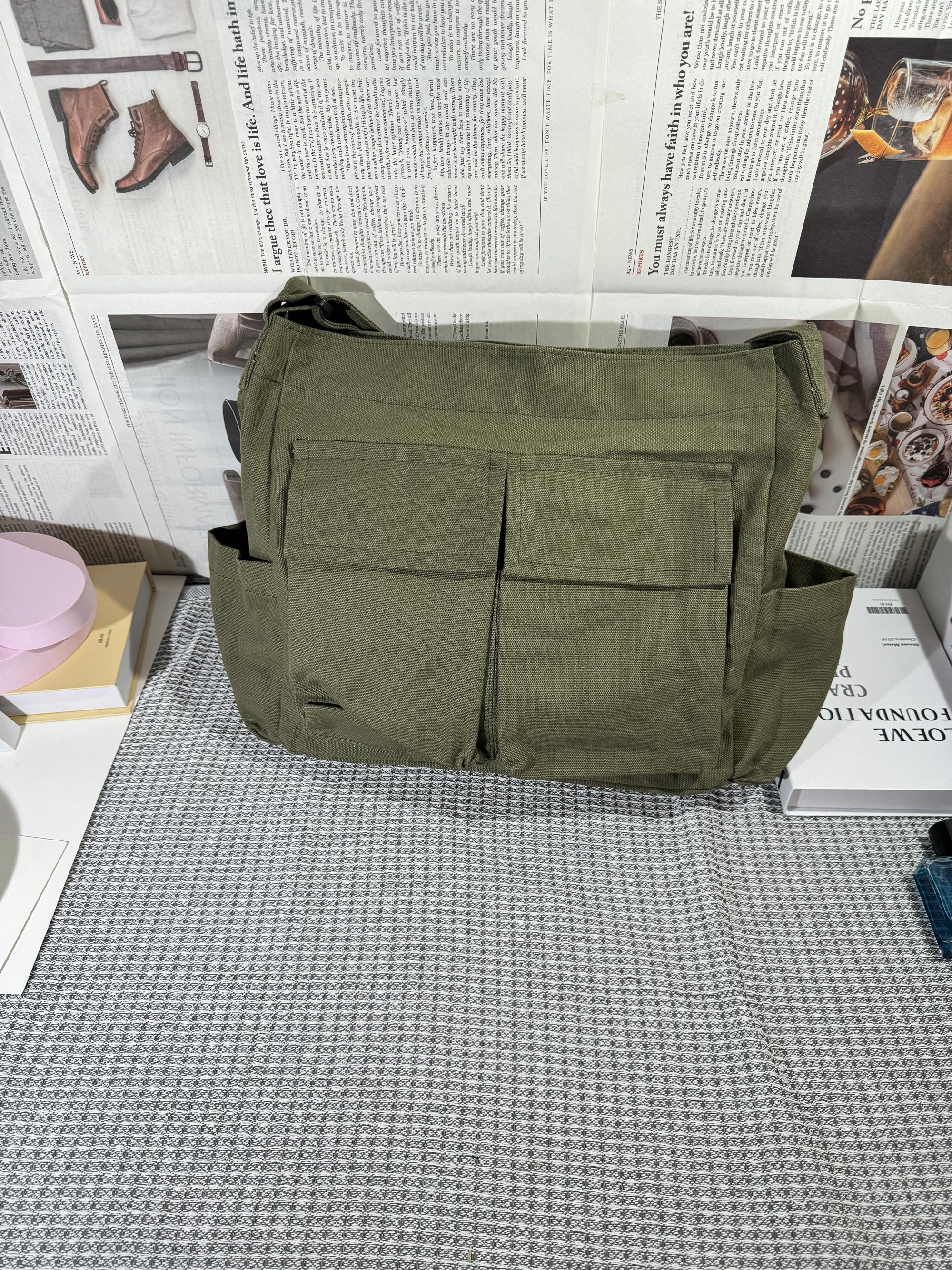 Multiple pockets Canvas Bag,Large Capacity Canvas Crossbody Bag,Canvas shoulder bag,Retro Messenger Bag, Tote Bag For Women And Men,Gift